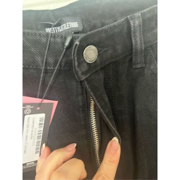 Pretty Little Thing Black Straight Leg Split Hem Jeans NEW NWT - Picture 7 of 10
